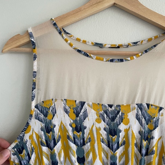 H&M Pattern Dress - Picture 6 of 6